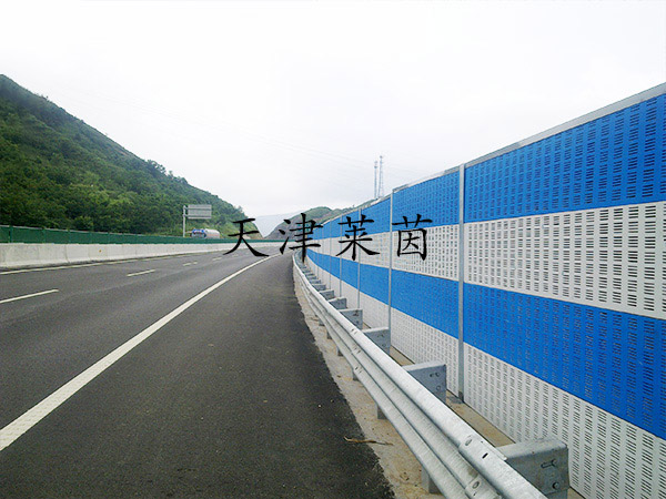 <a href=http://www.eldertrade.com.cn/news_article?news_id=125>公路聲屏障</a>