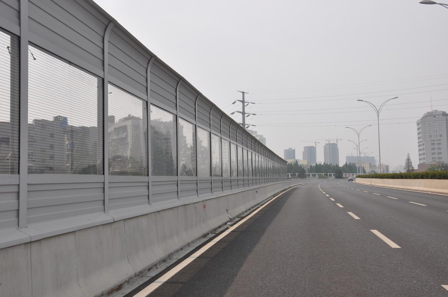 <a href=http://www.eldertrade.com.cn/news_article?news_id=142>公路聲屏障</a>